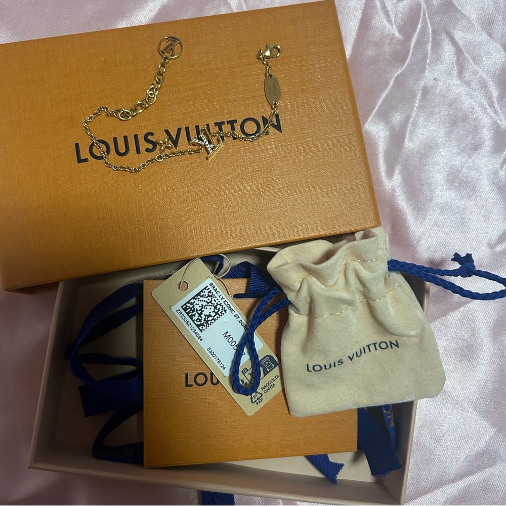 Louis Vuitton Gold Iconic Bracelet